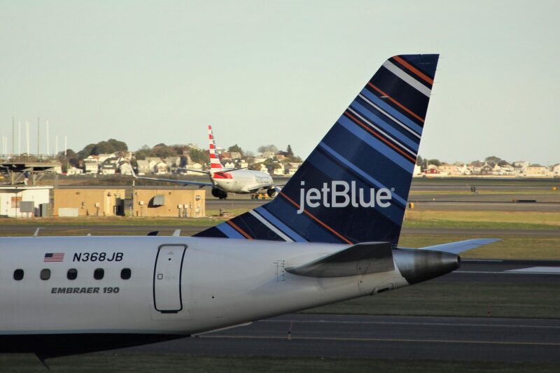 JetBlue Blue Basic vs Blue Fare: Which One’s Actually Worth It in 2025?